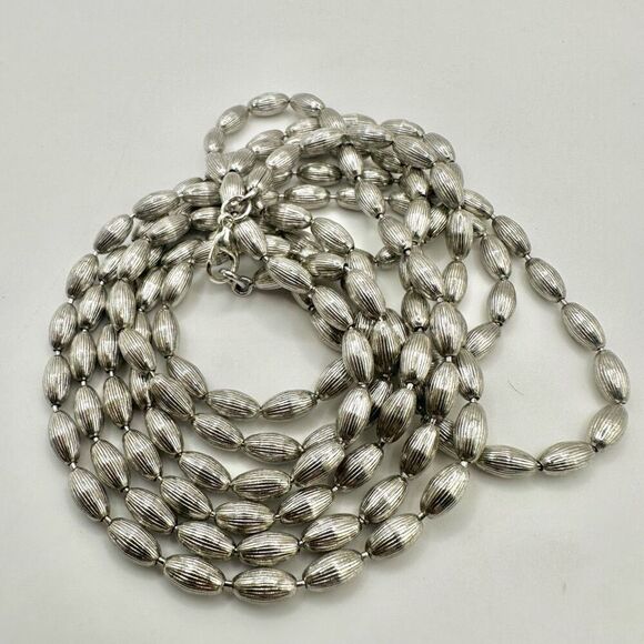 Napier vintage Long  silver tone oval beaded necklace - Picture 10 of 13